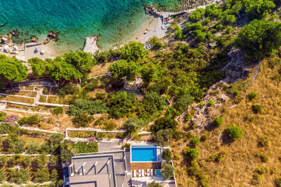 Villa Hrid is only 199 steps from the private beach