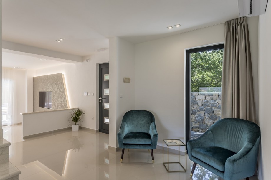 Luxurious and high quality furnished interior for your comfortable holiday