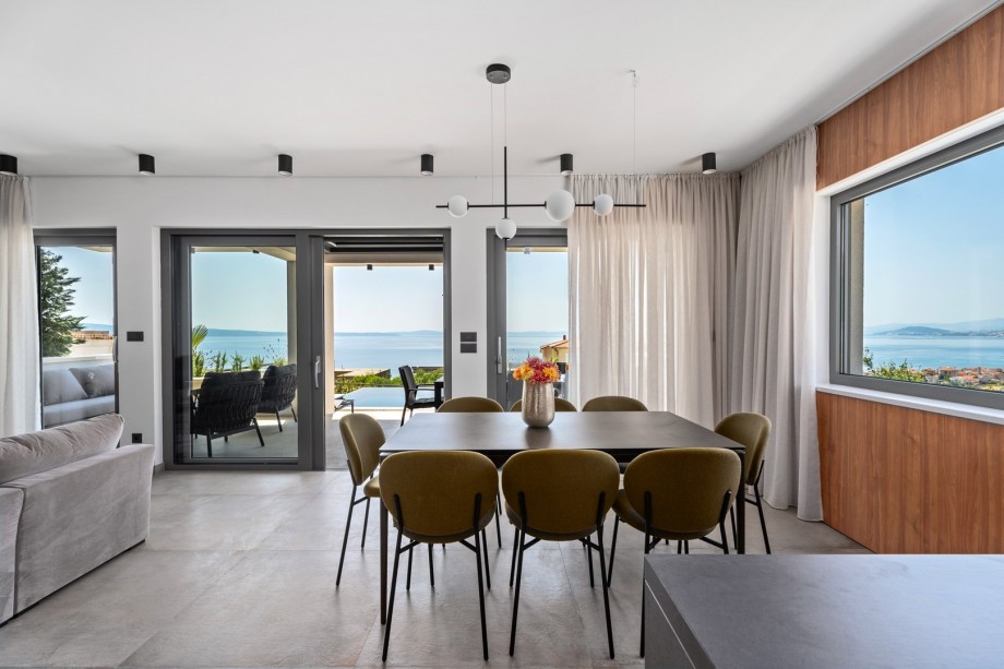 If you prefer to enjoy your privacy at the property, you have the opportunity to arrange additional services like a private chef, a masseuse, and grocery delivery to the property (not include