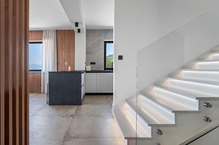 Villa ODAK is located only 8km far from the center of the famous town Split