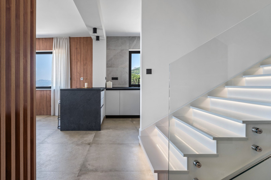 Villa ODAK is located only 8km far from the center of the famous town Split