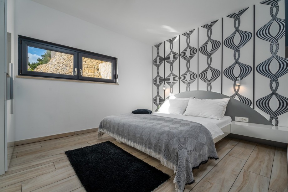 Bedroom No3 with double bed, TV, AC - ground floor