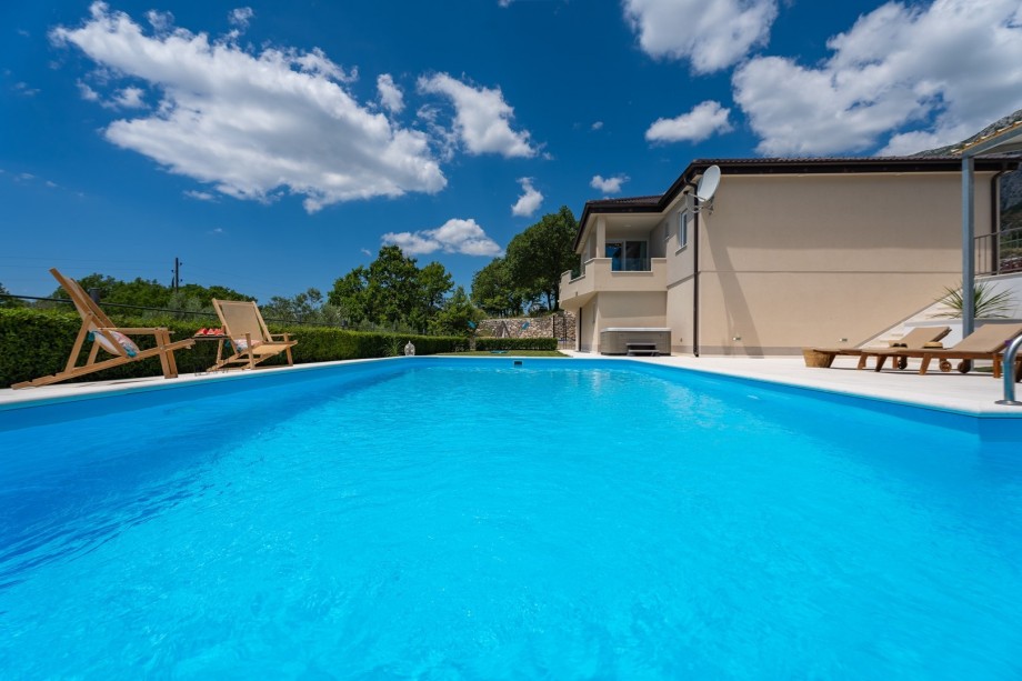 Your 4-legged family members (dogs) are more than welcome in this Villa, and the price is €100 per dog per stay