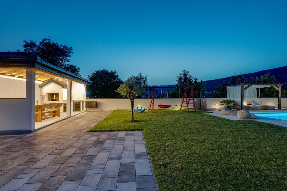 Come to Villa Anja and spoil yourself during a well-deserved vacation at this amazing location