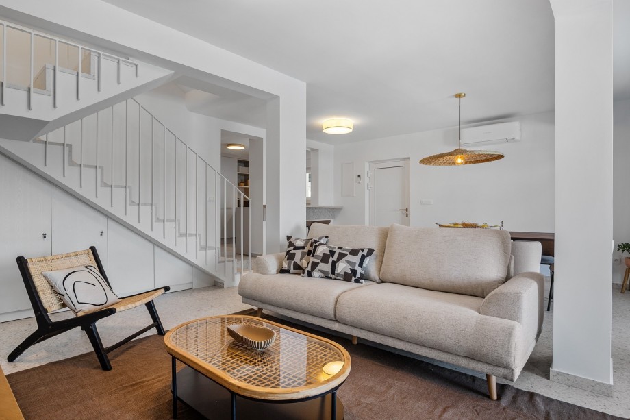 fully equipped kitchen with all the amenities you need