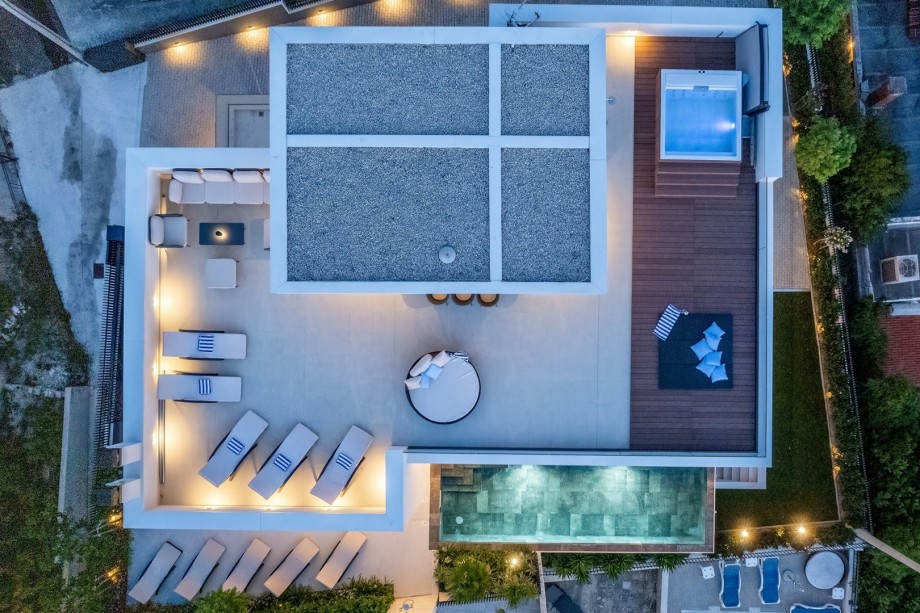 You have the opportunity to arrange additional services like a private chef, a masseuse, and grocery delivery to the property (not included in the price)