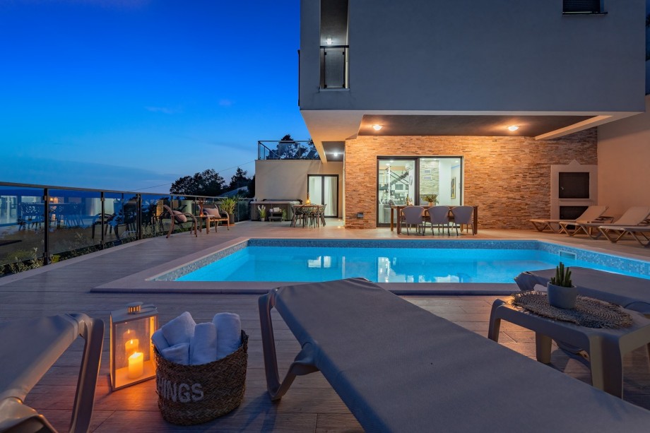 This stunning villa is the perfect retreat for up to 10 guests looking for an unforgettable getaway