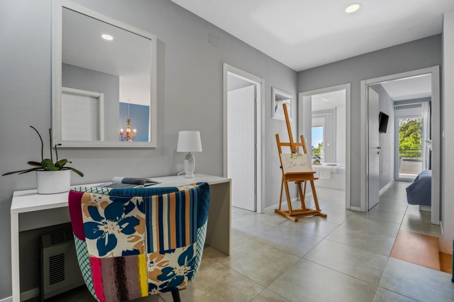 Hallway on the first floor