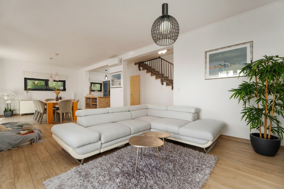 Ground floor and stairs for 1st floor