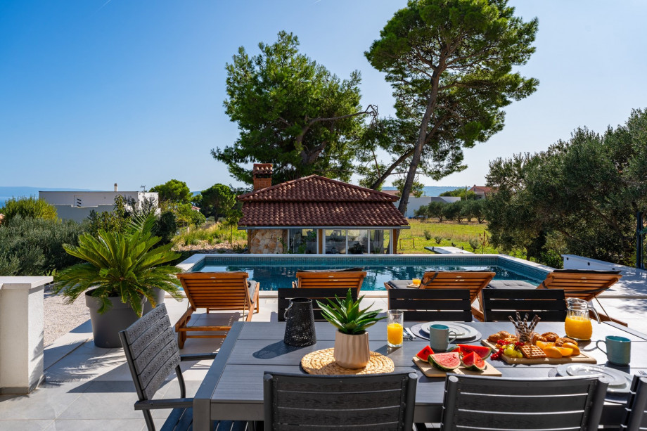 Outdoor area perfect for enjoying your morning coffee or a good book