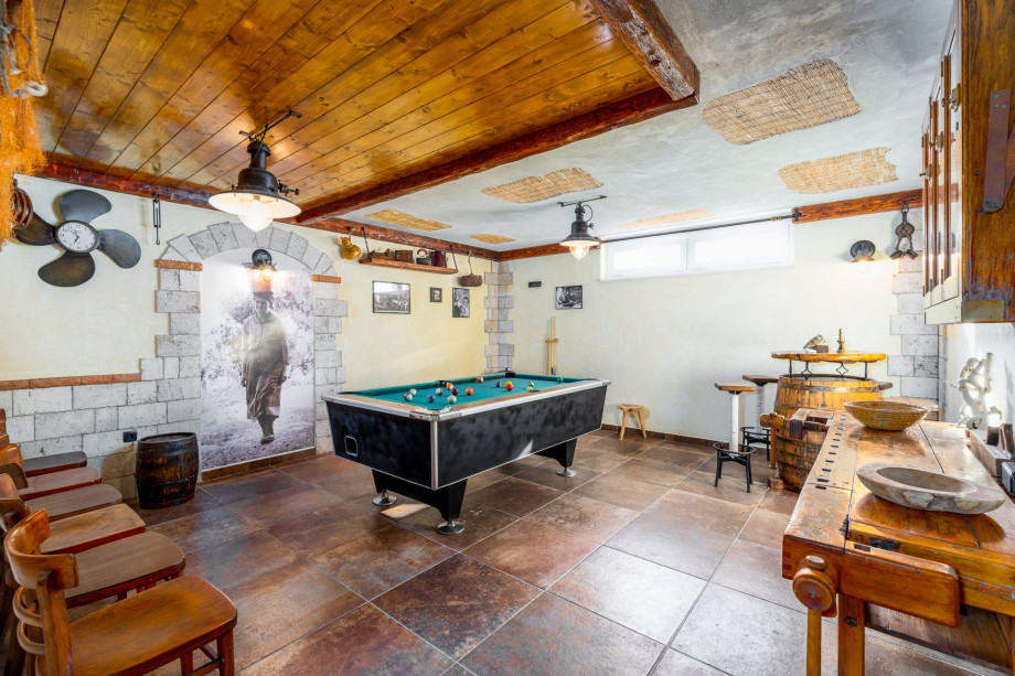 Billiar at lower ground floor, garage level