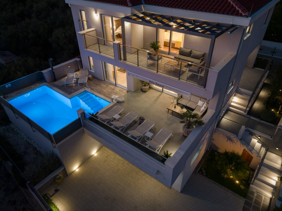 Villa Antares in the night