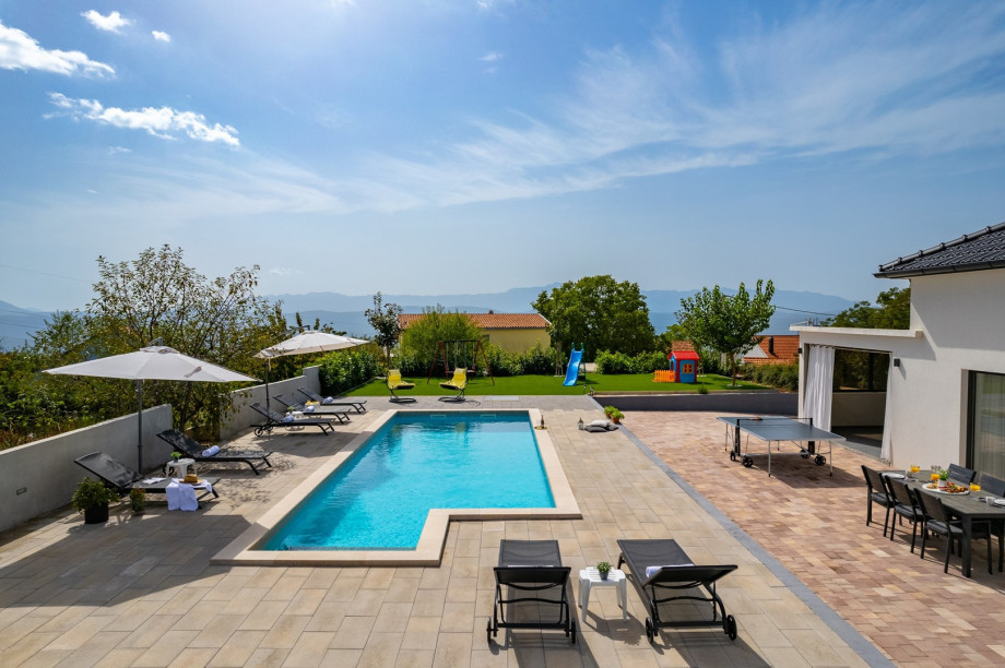 Villa Lukas offers a full privacy on the 250sqm property