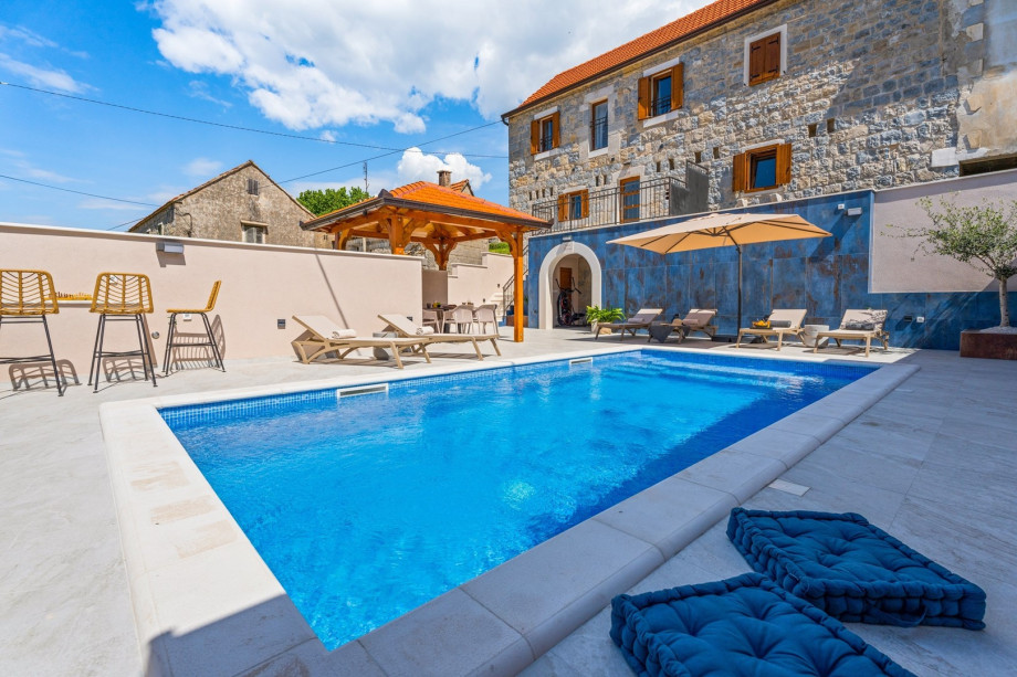 Charmante Villa Perina mit privatem Pool
