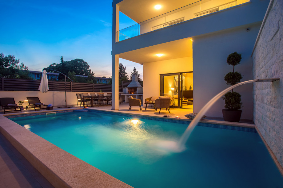 Villa Filip with heated private pool, 5 bedrooms with en-suite
