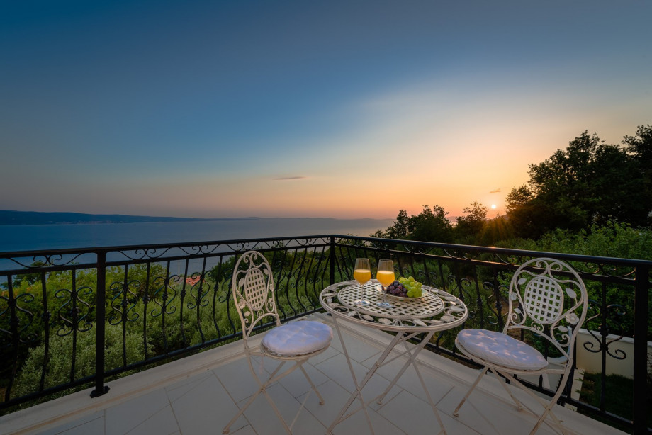 Terrace from the bedroom with amazing sea and island opened views
