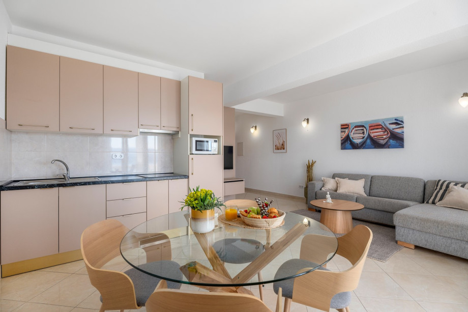 Modern and fully equipped kitchen with all needed amenities you might need