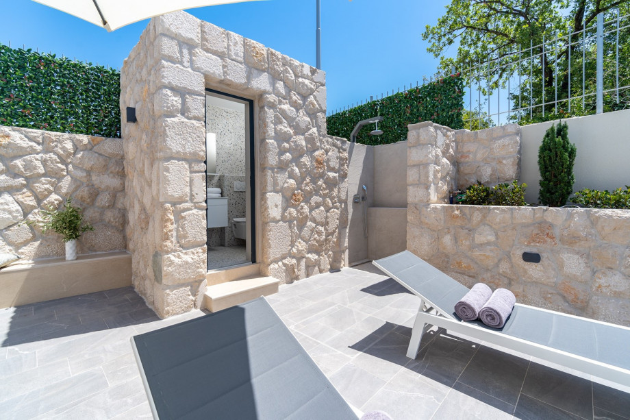 This is a perfect place for tasting Croatian wine and one of the traditional dishes that the owner can prepare for you