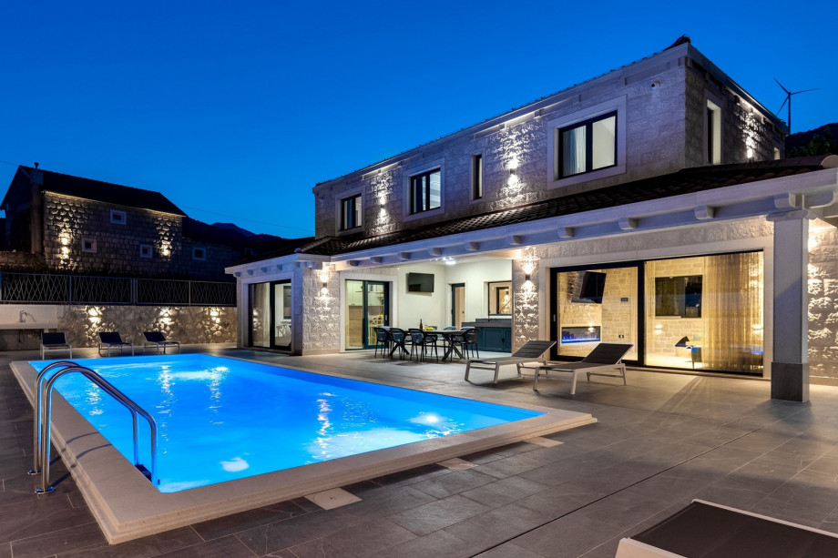 This is a perfect place for tasting Croatian wine and one of the traditional dishes that the owner can prepare for you