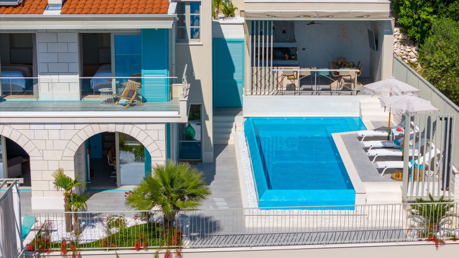 New! Casa GÈNI with a heated pool, 3 bedrooms, an organic garden, sea views