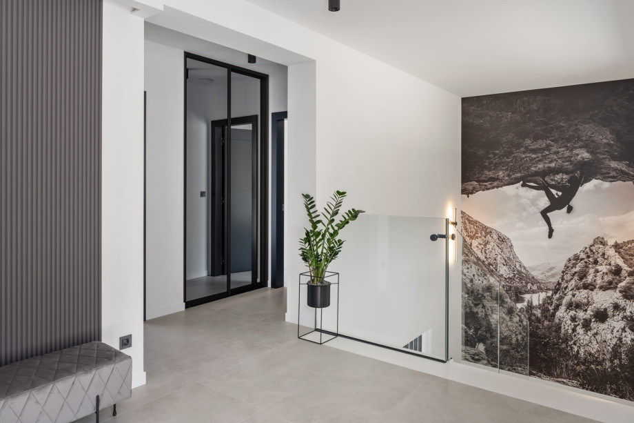 This exquisite villa offers the perfect blend of modern luxury and natural beauty