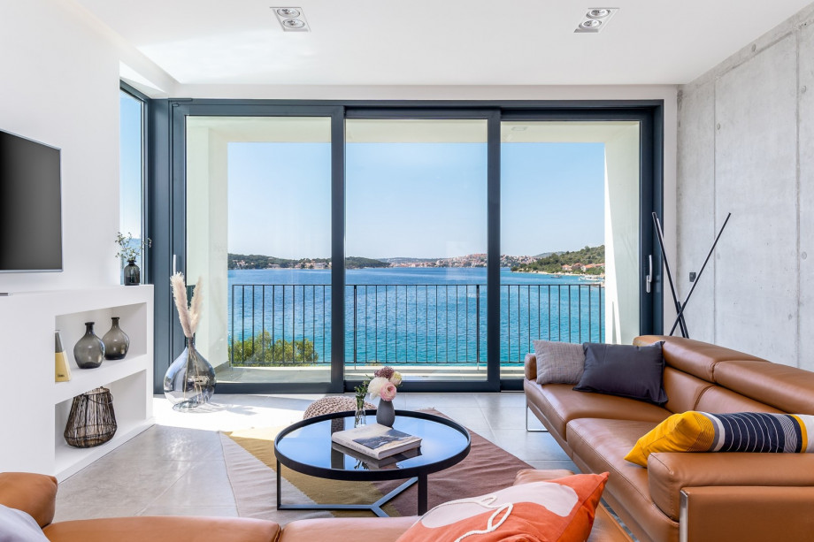 fully airconditioned and offers a comfortable living area