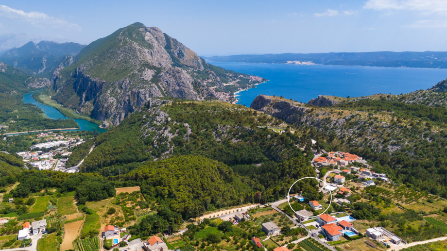 Naklice village with Villa Provos from a bird view and spectacular scenery