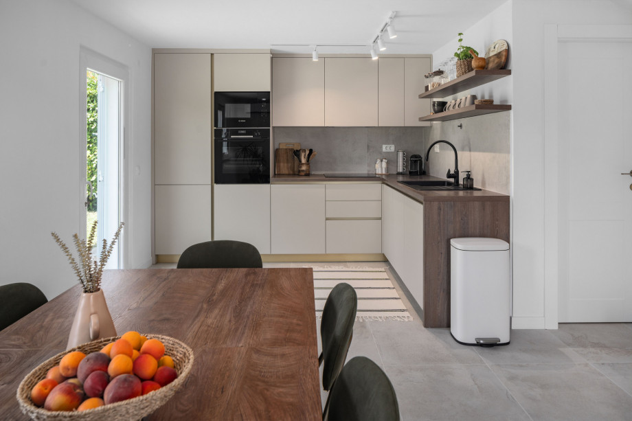 air-conditioned 20sqm kitchen area fully equipped with all the appliances