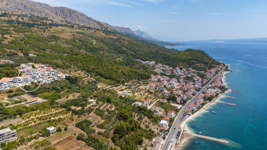 The location in the upper portion of Podstrana village will induce a tranquil Dalmatian mindset