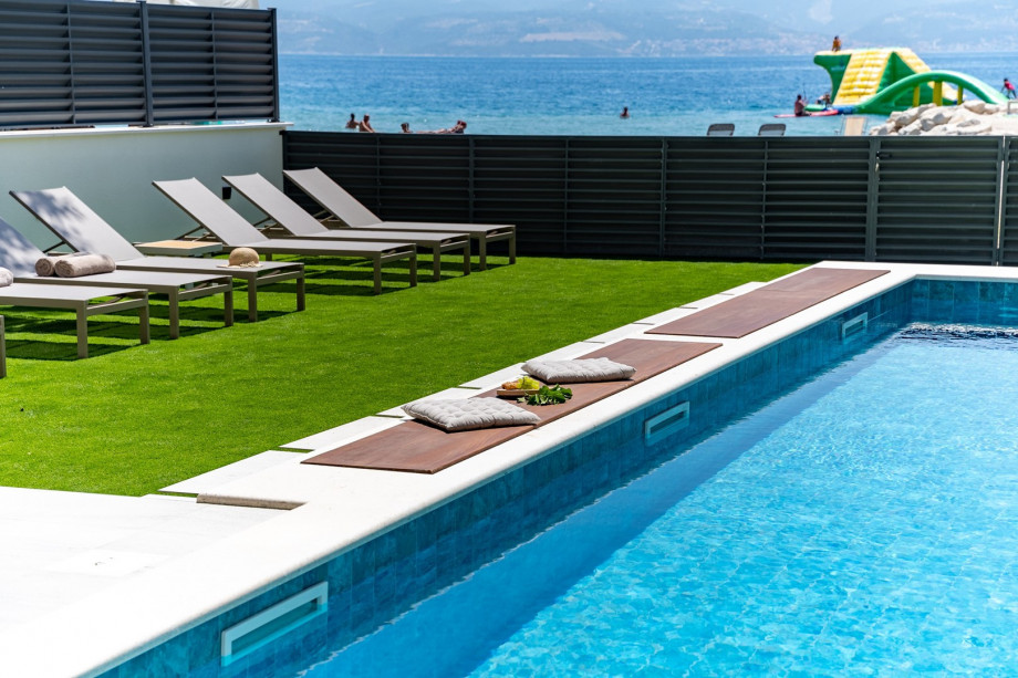 Villa Erce with private 40sqm heated pool and sea view