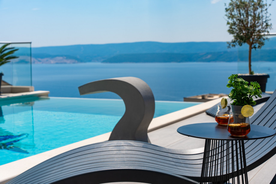 The accommodation is fully air-conditioned, extremely comfortable, and truly luxurious, accommodating a maximum of 12 guests