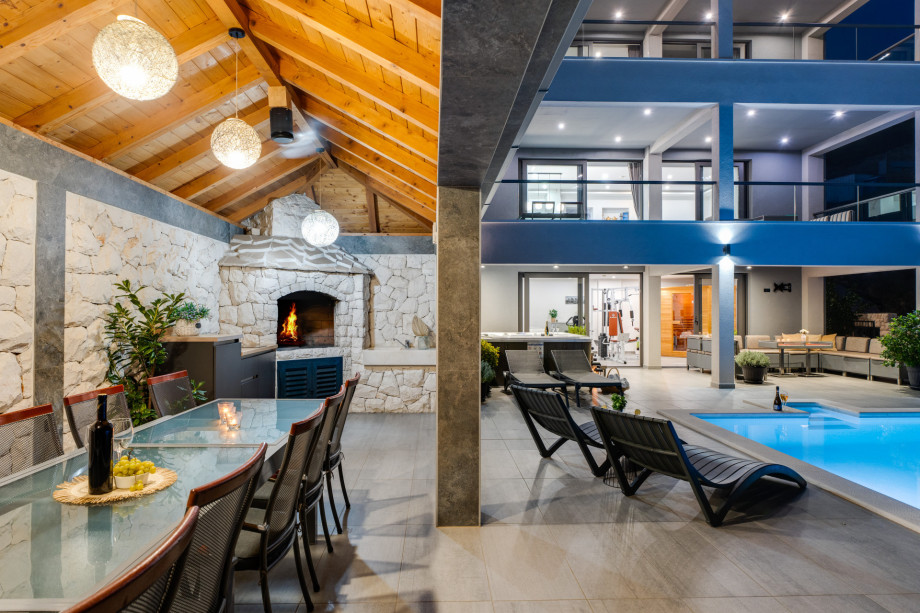 It is equipped with all the necessary facilities that a modern guest needs for a very pleasant stay