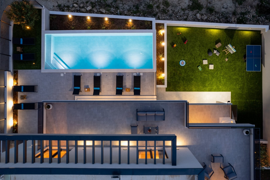 Areal view of outdoor area