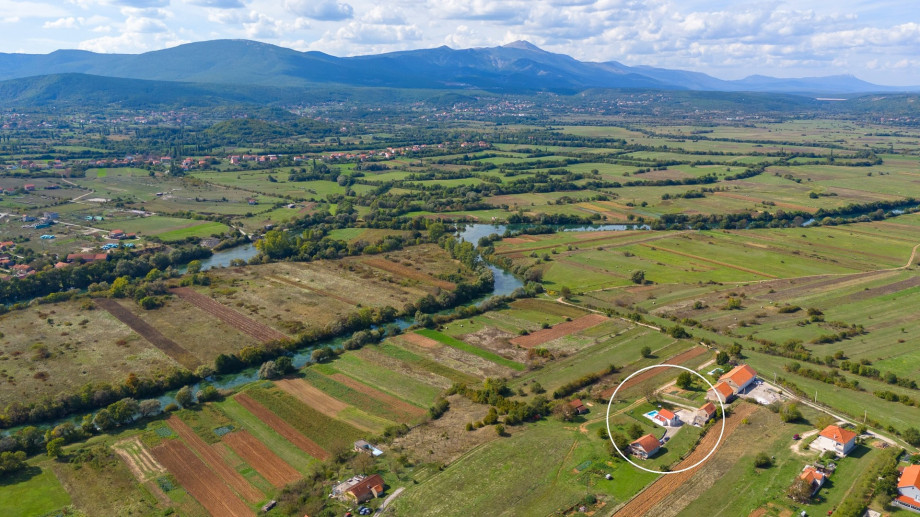 Marked position of the villa Providenca
