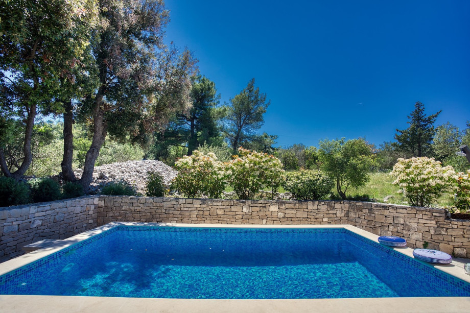 You can admire the beautiful landscape and spend your best vacation ever