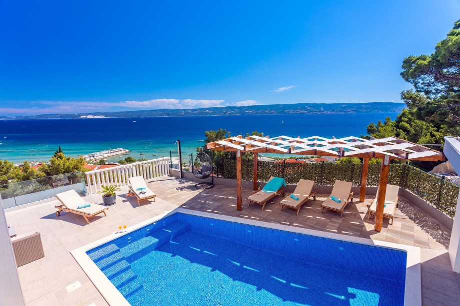 Villa Matan - privater 28m2 Pool, 5 Schlafzimmer, 6 Badezimmer, 10 Personen MAX