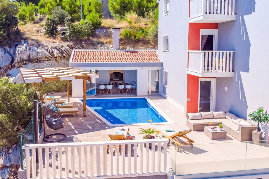 Villa Matan - private 28m2 pool, 5 bedrooms, 6 bathrooms, 10 persons MAX