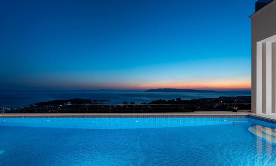 The whole property is fully covered with free Wi-fi