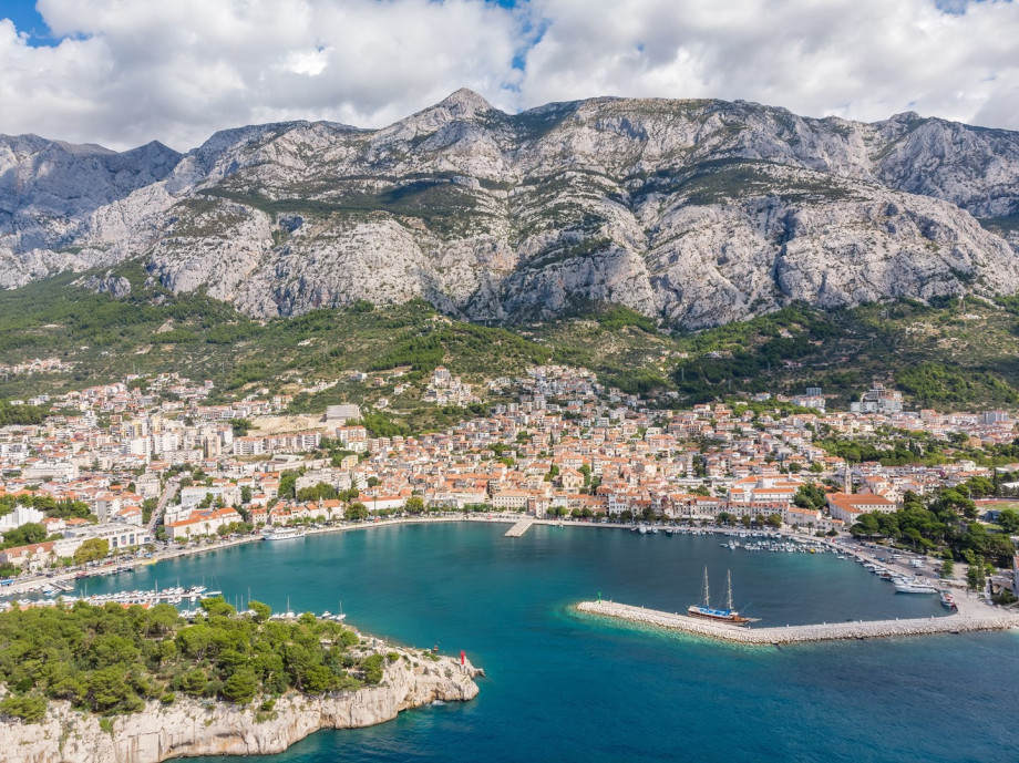 Makarska is a port town on Croatia’s Dalmatian coast, known for its Makarska Riviera beaches, seafront promenade, and nightlife.