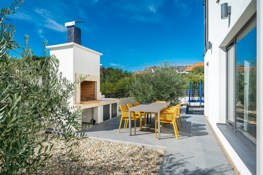 Dining area next to the traditional barbecue