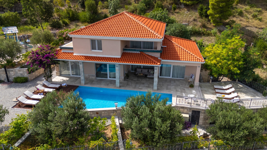 5-Sterne-Villa Porto Mimice mit 40 m2 großem Privatpool und 4 Schlafzimmern mit eigenem Bad
