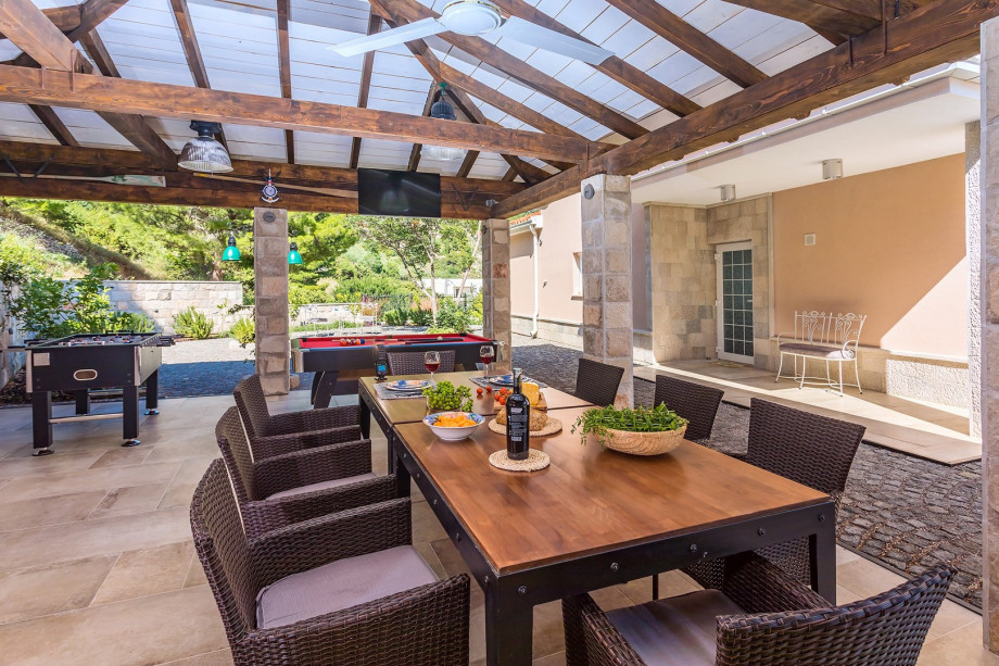 A perfect spot for absolute relaxation hearing only bird song and crickets