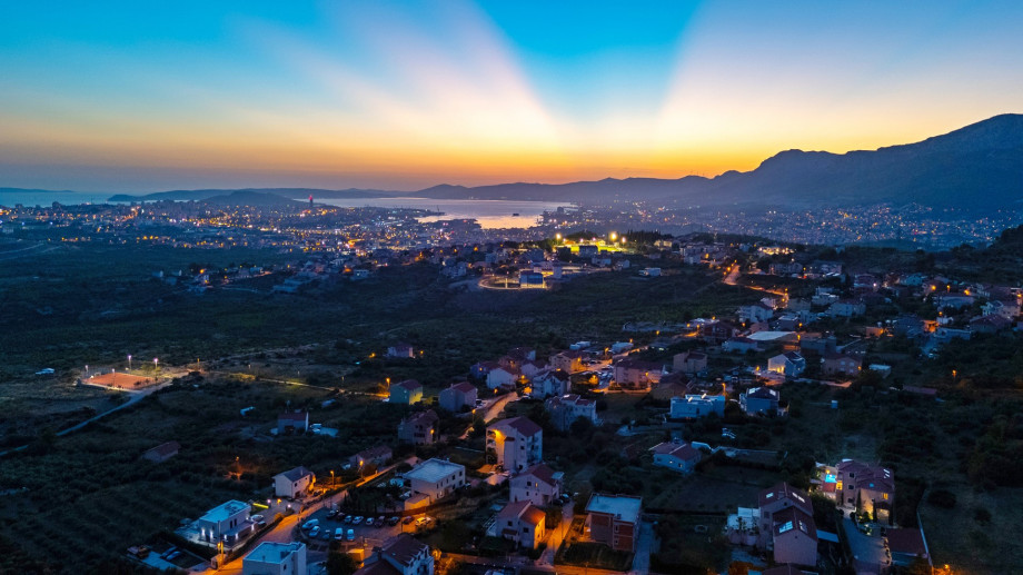 Breathtaking panoramic views of the sea and the town of Split