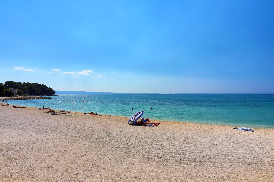 These beaches provide a diverse range of experiences, from lively and bustling to quiet and secluded