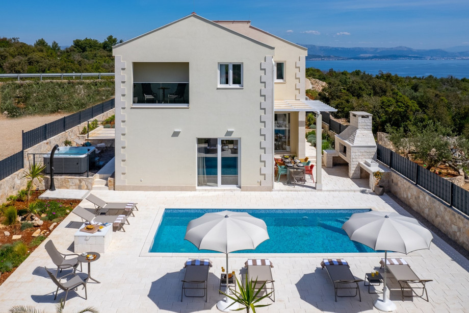 Villa Ora ist umgeben von unberührter Natur