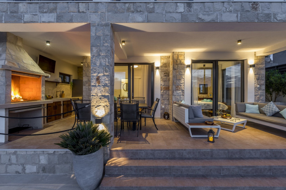 Covered outdoor dining and lounge area