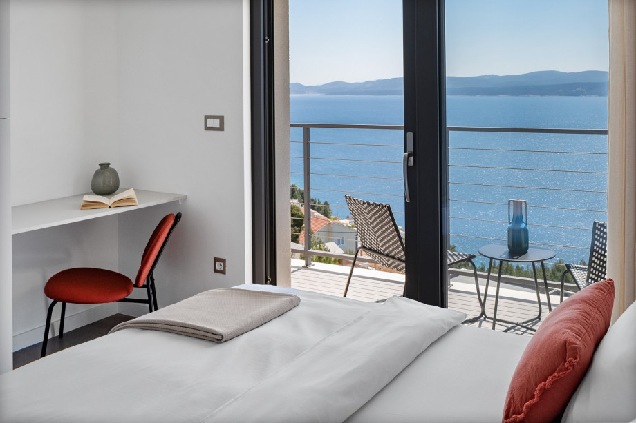 Master bedroom No. 1, which faces south and west