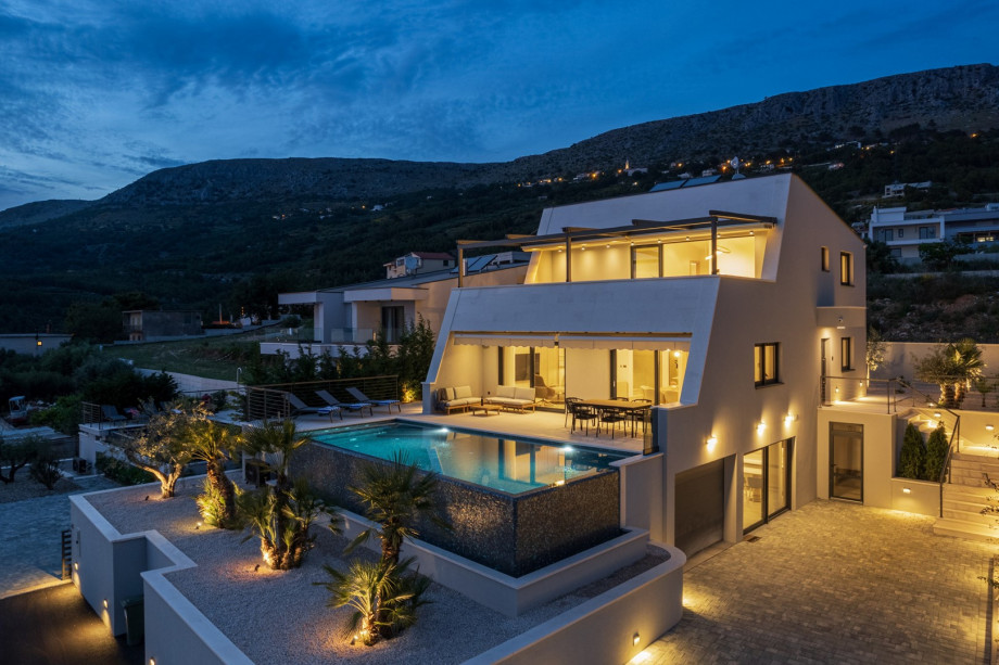 New! Chic Villa MASHA with Private Heated Pool, Spa, Whirlpool and SeaViews