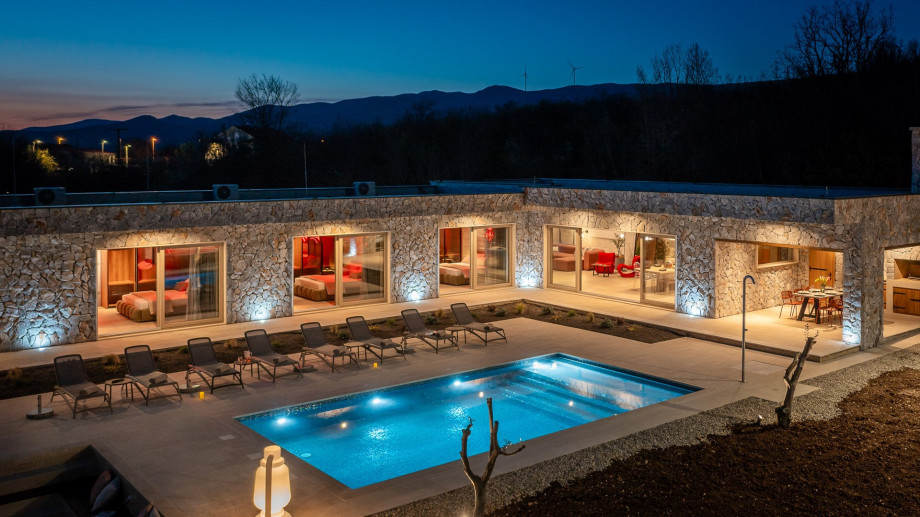 This exquisite 4-bedroom villa is designed to offer families and groups an unforgettable getaway, blending luxury with the tranquility of nature