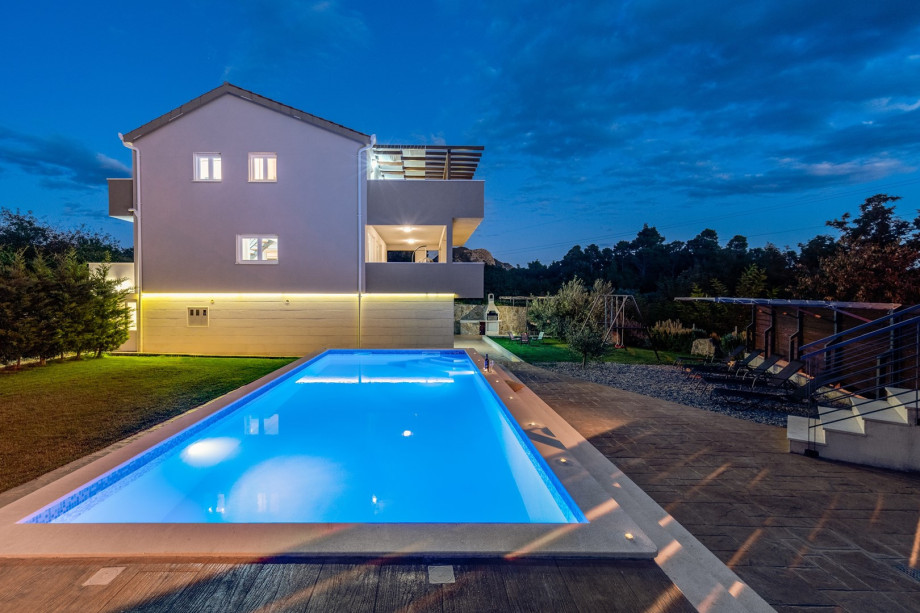 Villa Jelena with private pool, Sauna, and children's playground